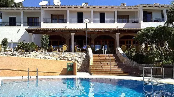 Club Santa Ponsa | Balearic Adaları - Mayorka Adası - Calvia - Santa Ponsa