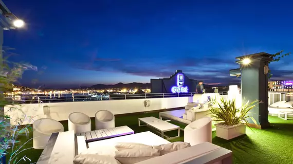 Hotel Ocean Drive | Balearic Adaları