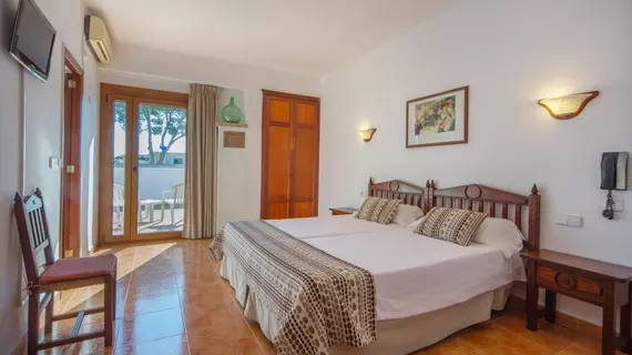 Hotel Ses Puntetes | Balearic Adaları - Mayorka Adası - Campos - Migjorn