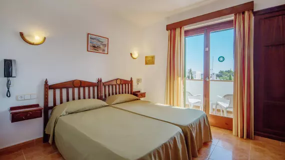 Hotel Ses Puntetes | Balearic Adaları - Mayorka Adası - Campos - Migjorn