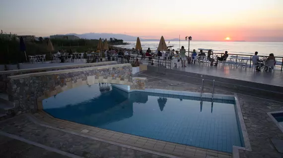 Dedalos Beach Hotel | Girit Adası - Rethimnon (bölge) - Rethimnon