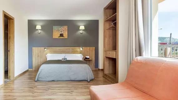 TRYP Santa Ponsa | Balearic Adaları - Mayorka Adası - Calvia - Santa Ponsa