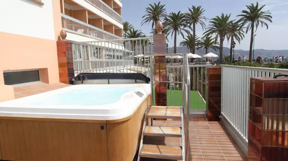 Hotel Balcón de Europa | Andalucia - Malaga İli - La Axarquía - Nerja - Nerja Kent Merkezi