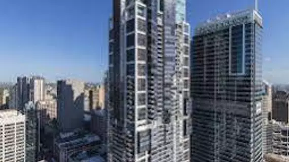 Meriton Serviced Apartments World Tower | New South Wales - Sidney (ve civarı) - Sydney - Sydney Merkezi İş Bölgesi