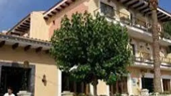 Hostal Villa Rosa | Balearic Adaları - Mayorka Adası - Calvia - Peguera