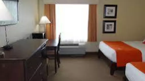 Amsterdam Inn & Suites Sussex | New Brunswick - Sussex