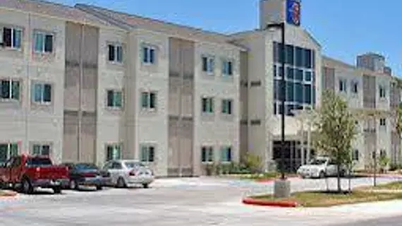 Motel 6 San Antonio Tx | Teksas - San Antonio (ve civarı) - San Antonio - Kuzey San Antonio - SAT Havalimanı