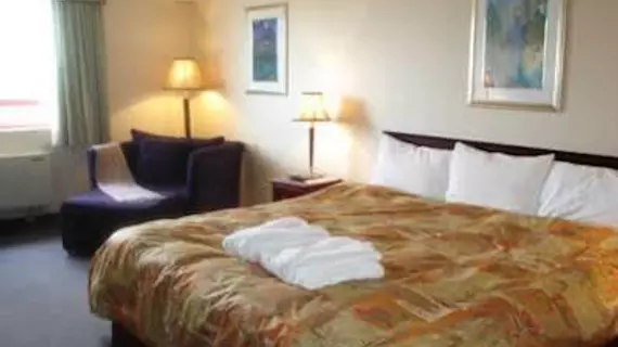 Travelodge Hotel Vancouver Airport | Britanya Kolombiyası - Vancouver (ve civarı) - Richmond