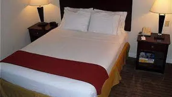 Quality Suites Atlanta/ Buckhead | Georgia - Atlanta (ve civarı) - Atlanta - Buckhead