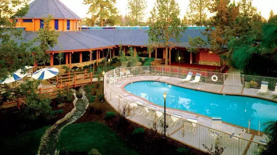 Shilo Inn Suites Hotel - Bend | Oregon - Bend (ve civarı) - Bend