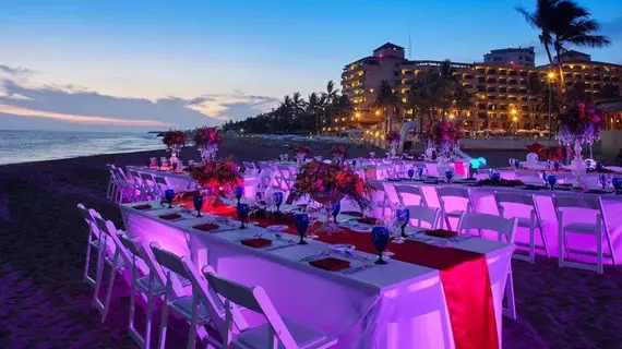 Marriott Puerto Vallarta Resort & Spa | Nayarit - Bahía de Banderas - Puerto Vallarta (ve civarı) - Puerto Vallarta