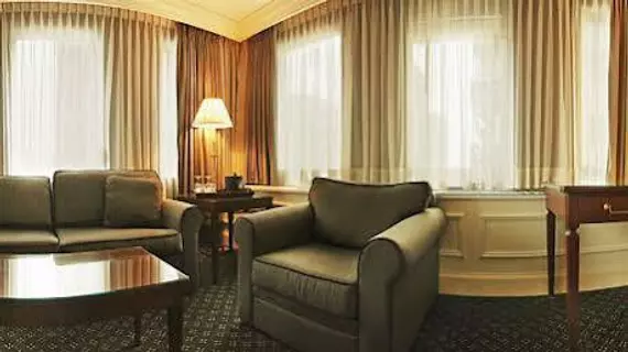 LE MERIDIEN VERSAILLES | Quebec - Montreal (ve civarı) - Montreal - Downtown Montreal