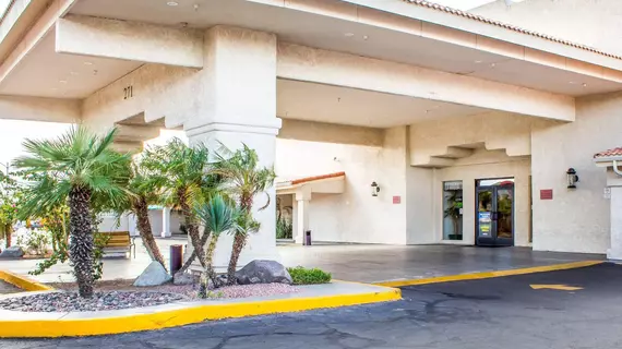 Quality Inn & Suites Lake Havasu City | Kaliforniya - San Bernardino County - Lake Havasu City