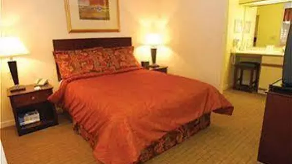 Quality Suites Atlanta/ Buckhead | Georgia - Atlanta (ve civarı) - Atlanta - Buckhead