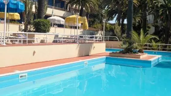 Nyala Suite Hotel | Liguria - Imperia (il) - Sanremo