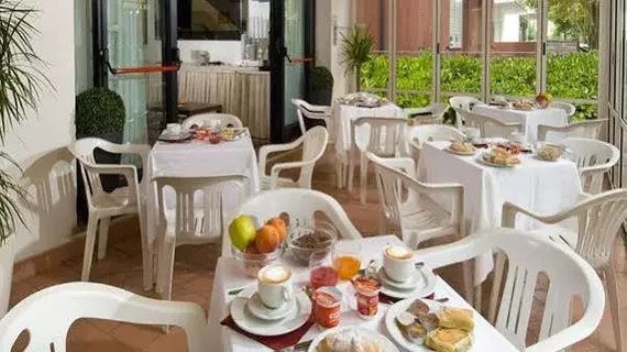 Granada Hotel | Rimini (vilayet) - Cattolica