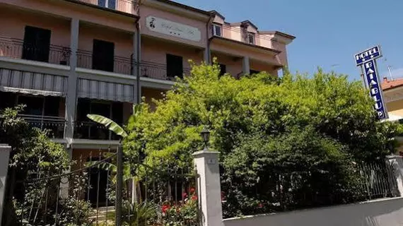 Hotel Baia Blu | Liguria - Savona (il) - Alassio