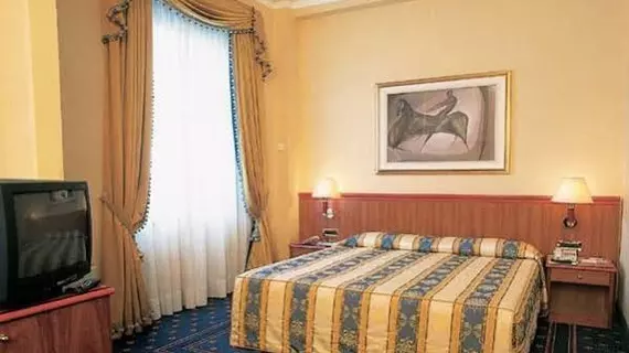 Hotel Lloyd | Lombardy - Milano (ve civarı) - Milano - Centro Storico