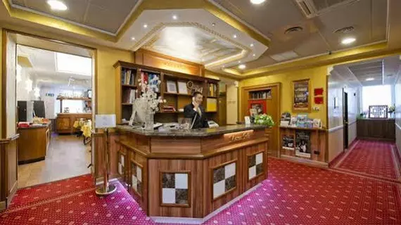 Hotel Marco Polo Rome | Lazio - Roma (ve civarı) - Roma Kent Merkezi - Rione XVIII Castro Pretorio