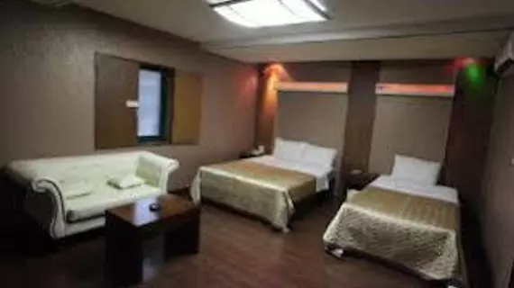 S Hotel Suwon | Gyeonggi - Suwon (ve civarı) - Suwon