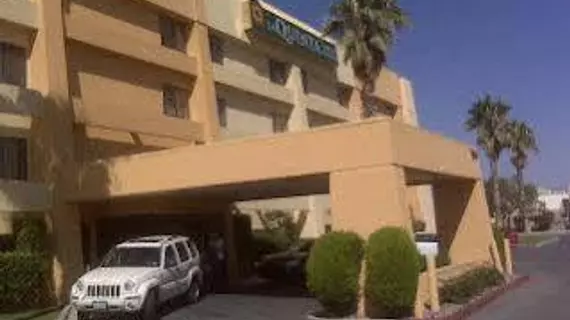 La Quinta Inn & Suites El Paso East | Teksas - El Paso (ve civarı) - El Paso