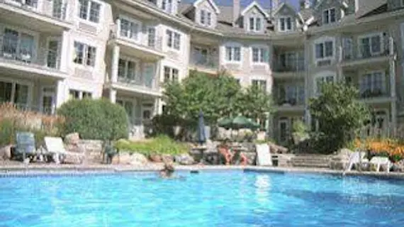 Holiday Inn Express and Suites Tremblant | Quebec - Les Laurentides Regional County Belediyesi - Tremblant Dağı (ve civarı) - Mont-Tremblant