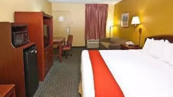 Baymont Inn and Suites Pensacola | Florida - Pensacola (ve civarı) - Pensacola