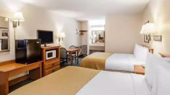 Quality Inn | Washington - Vernon Dağı (ve civarı) - Mount Vernon