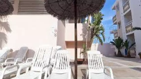 Panoramic Apartamentos | Balearic Adaları - İbiza Adası - Ibiza Kent Merkezi - Figueretas