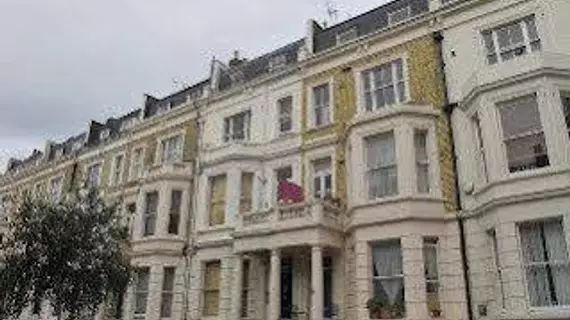 Access Earls Court | Londra (ve civarı) - Kensington - Earl's Court