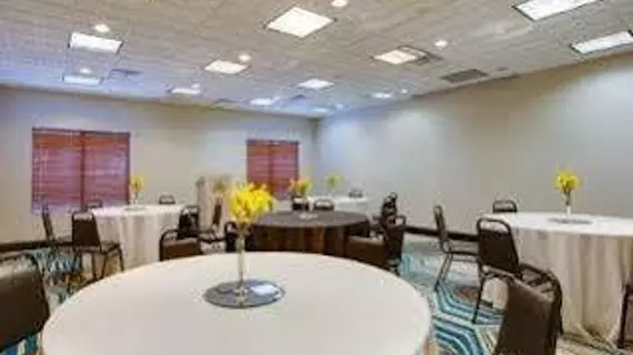 Wingate by Wyndham Virginia Beach | Virginia - Norfolk - Virginia Beach (ve civarı) - Virginia Beach