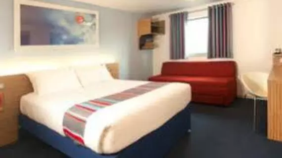 Travelodge Cardiff Atlantic Wharf | Galler - Monmouthshire - Cardiff (ve civarı) - Cardiff - Butetown