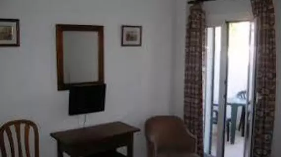 Hostal Pinar | Balearic Adaları - Mayorka Adası - Palma de Mallorca