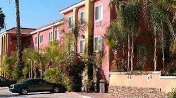 Baymont Inn and Suites - Anaheim | Kaliforniya - Orange County - Anaheim