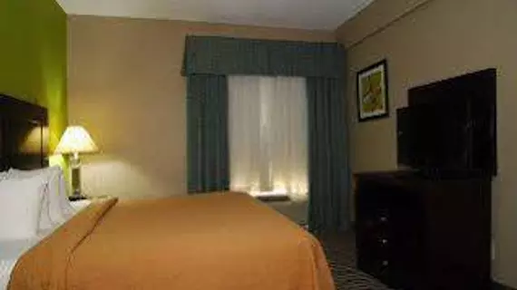 Quality Suites Sulphur | Louisiana - Lake Charles (ve civarı) - Sulphur