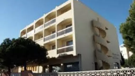 Hotel du Port | Occitanie - Pyrenees-Orientales (Doğu Pireneler) - Canet-en-Roussillon - Canet-Plage