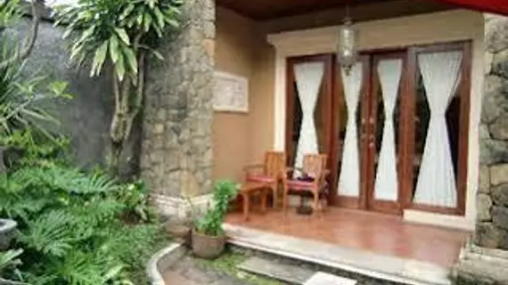 Puri Sindhu Mertha Guest House | Bali - Denpasar - Sanur