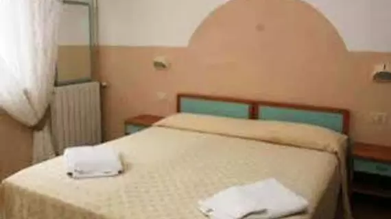 Hotel Happy | Emilia-Romagna - Rimini - Marina Centro