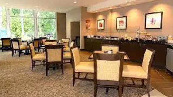 Cambria Suites Traverse City | Michigan - Leelandau County - Traverse City (ve civarı) - Traverse City