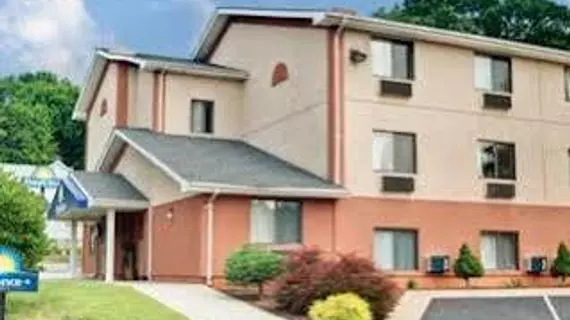 Days Inn - Torrington | Connecticut - Torrington (ve civarı) - Torrington