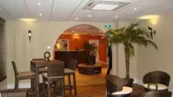 Brit Hotel Olympia | Centre - Loire Vadisi - Cher (bölge) - Bourges