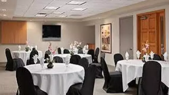 Hawthorn Suites by Wyndham Overland Park | Kansas - Kansas City (ve civarı) - Overland Park