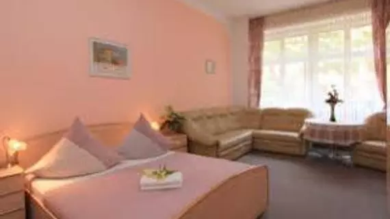 Pension Regenbogen | Berlin (ve civarı) - Friedrichshain-Kreuzberg - Friedrichshain