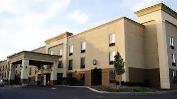 Holiday Inn Express and Suites Albany Airport- Wolf Road | New York - Albany (ve civarı) - Albany