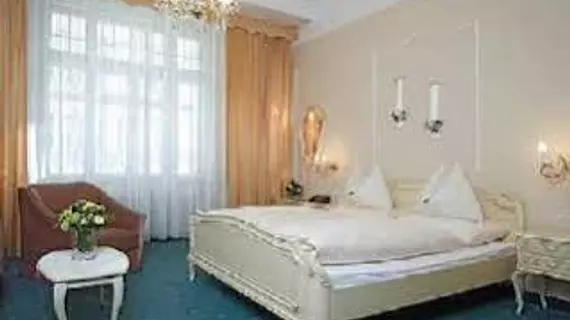 Hotel Pension Baronesse | Vienna (eyalet) - Viyana