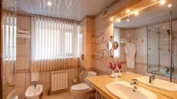 UralHotel | Sverdlovsk Federal Bölgesi - Yekaterinburg (ve civarı) - Yekaterinburg