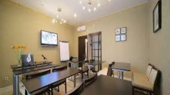 Business Hotel Senator | Sverdlovsk Federal Bölgesi - Yekaterinburg (ve civarı) - Yekaterinburg