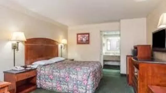 Days Inn by Wyndham Camp Springs Andrews AFB | Maryland - College Park (ve civarı) - Suitland