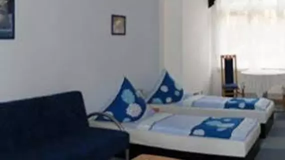 Pension Regenbogen | Berlin (ve civarı) - Friedrichshain-Kreuzberg - Friedrichshain