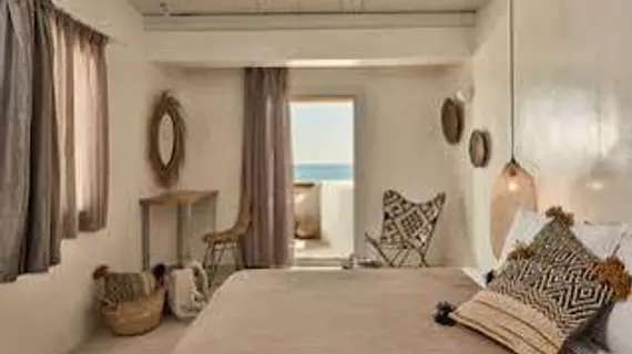 NAXIAN ON THE BEACH | Ege Adaları - Naxos